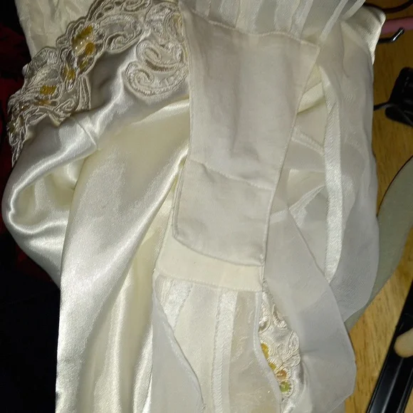 lingerie Victoria secrets - Picture 3 of 4